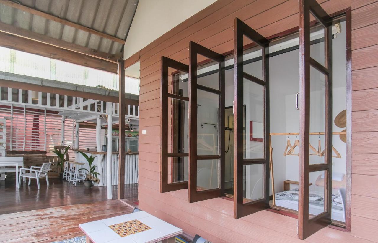 Boho Hostel Koh Lanta Exterior photo